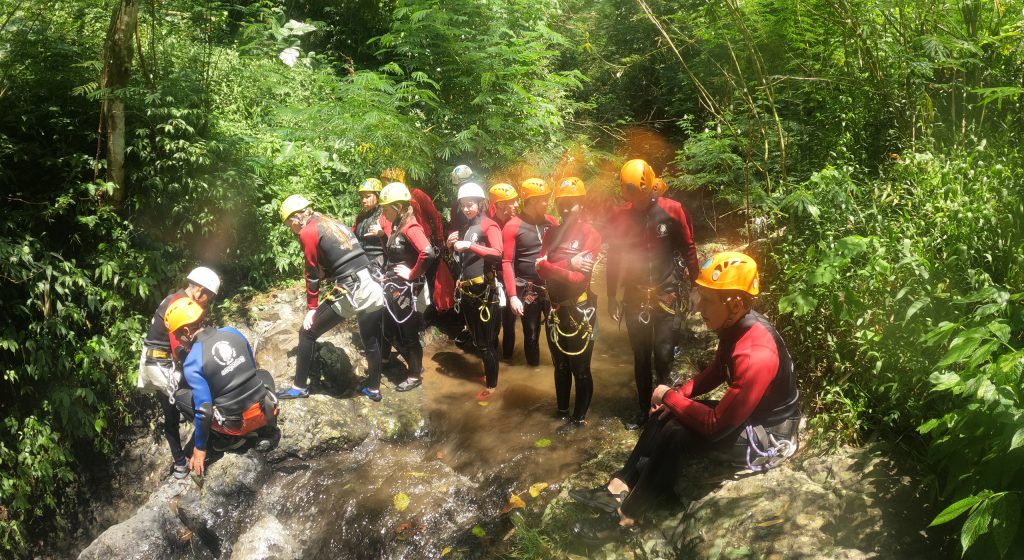 tour guide bali indonesia