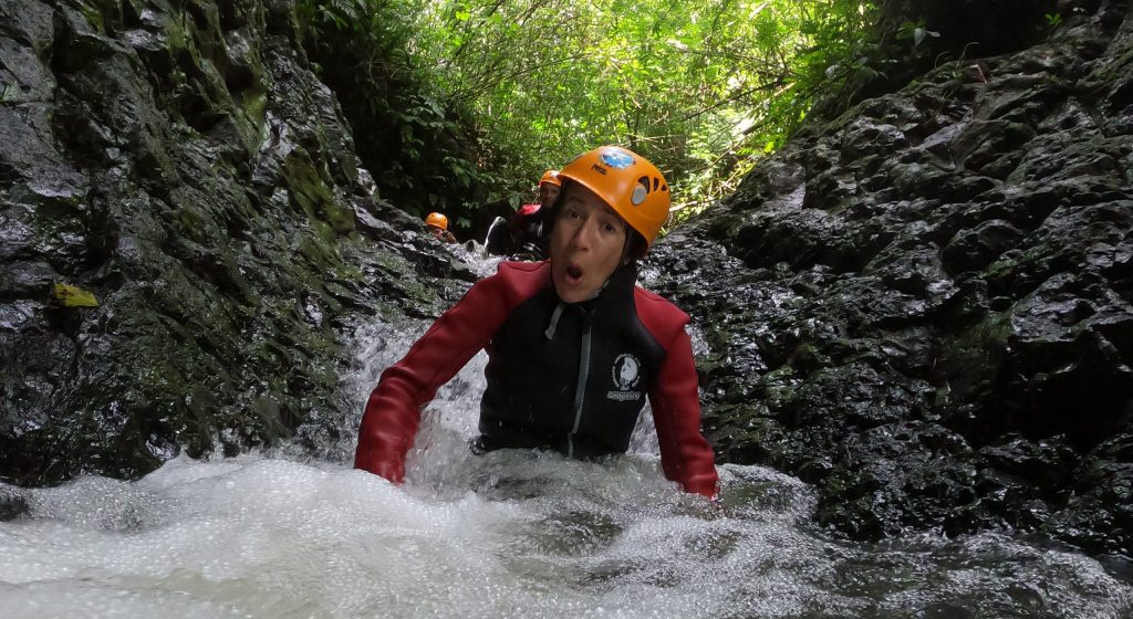 gidgid waterfall bali